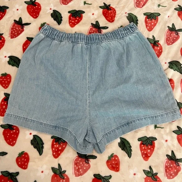 Madewell Marnie Wash Denim Pull-On Shorts - Picture 4 of 4